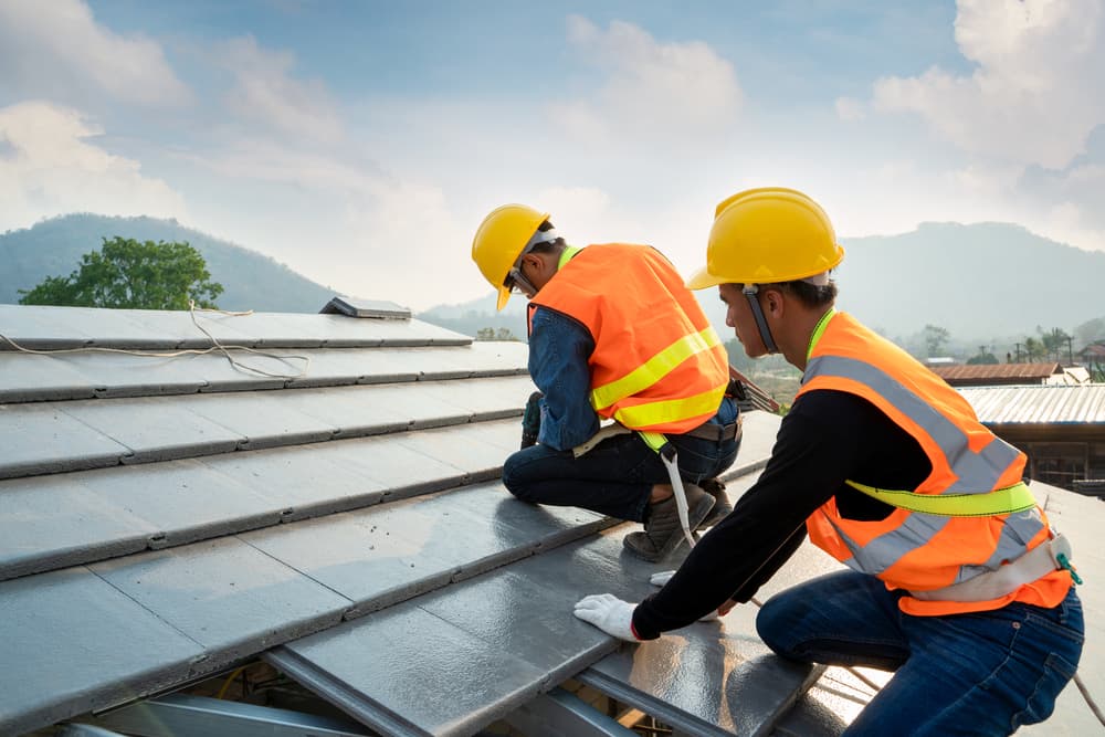 roof repair in Lakeside OR